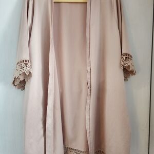 Elegant Lace Trim Kimono Robe